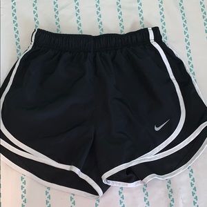 NIKE Athletic Shorts NWOT